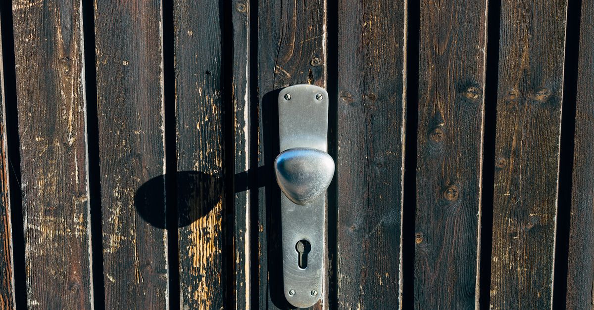 Is Your Hamilton Deadbolt Due for Replacement? — Maple Guard Locksmith Hamilton