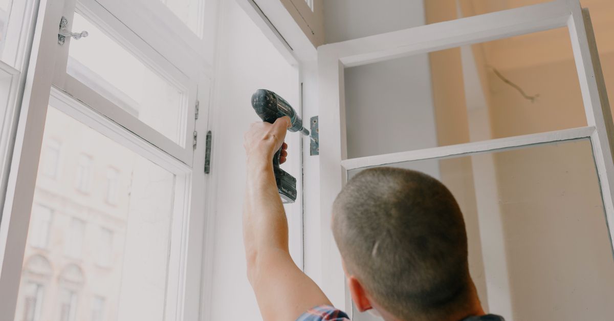 locksmith at work residential — Maple Guard Locksmith Hamilton