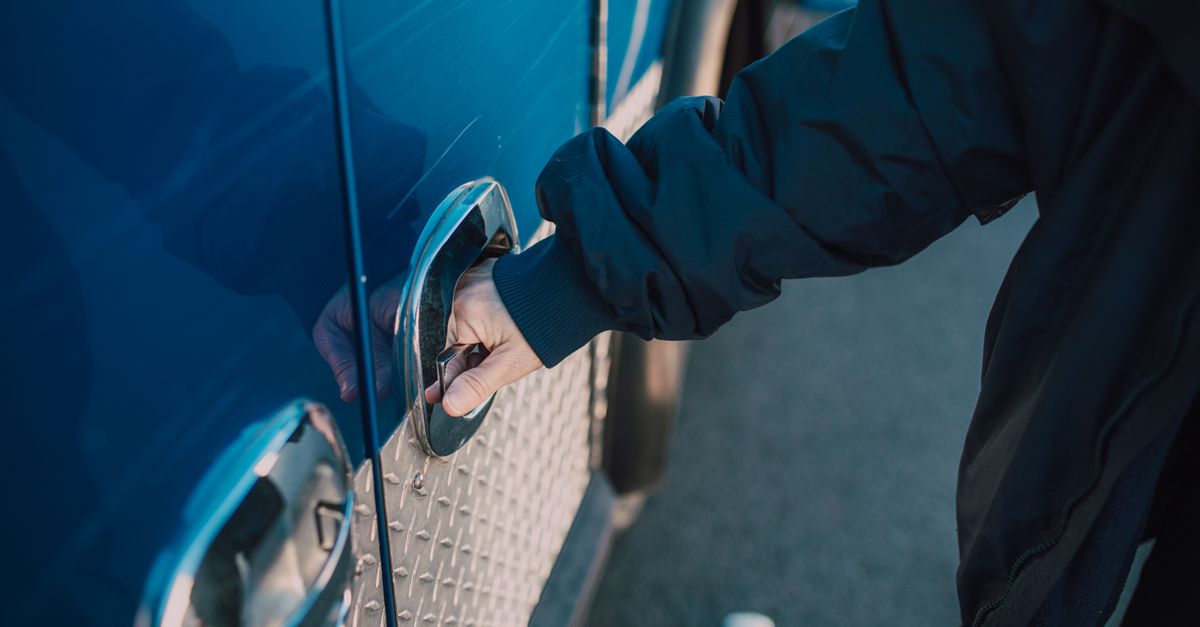 locksmith service technician — Maple Guard Locksmith Hamilton