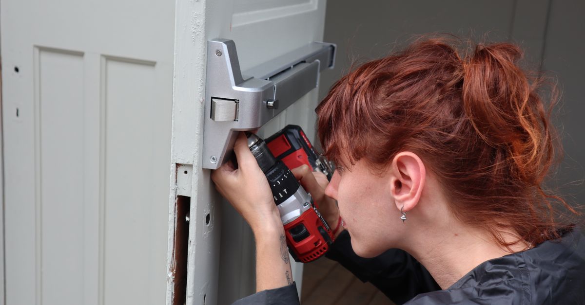 Emergency Locksmith, Door Knob Lock, and Commercial Deadbolt Services Across Hamilton — Maple Guard Locksmith Hamilton