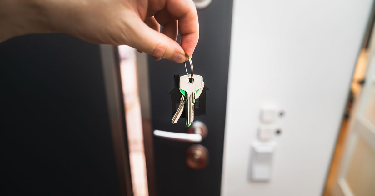 What Determines the Cost of Rekeying Your Hamilton Home — Maple Guard Locksmith Hamilton
